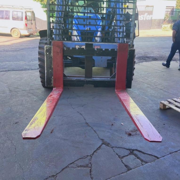 Suporte New Holland U306 acoplado